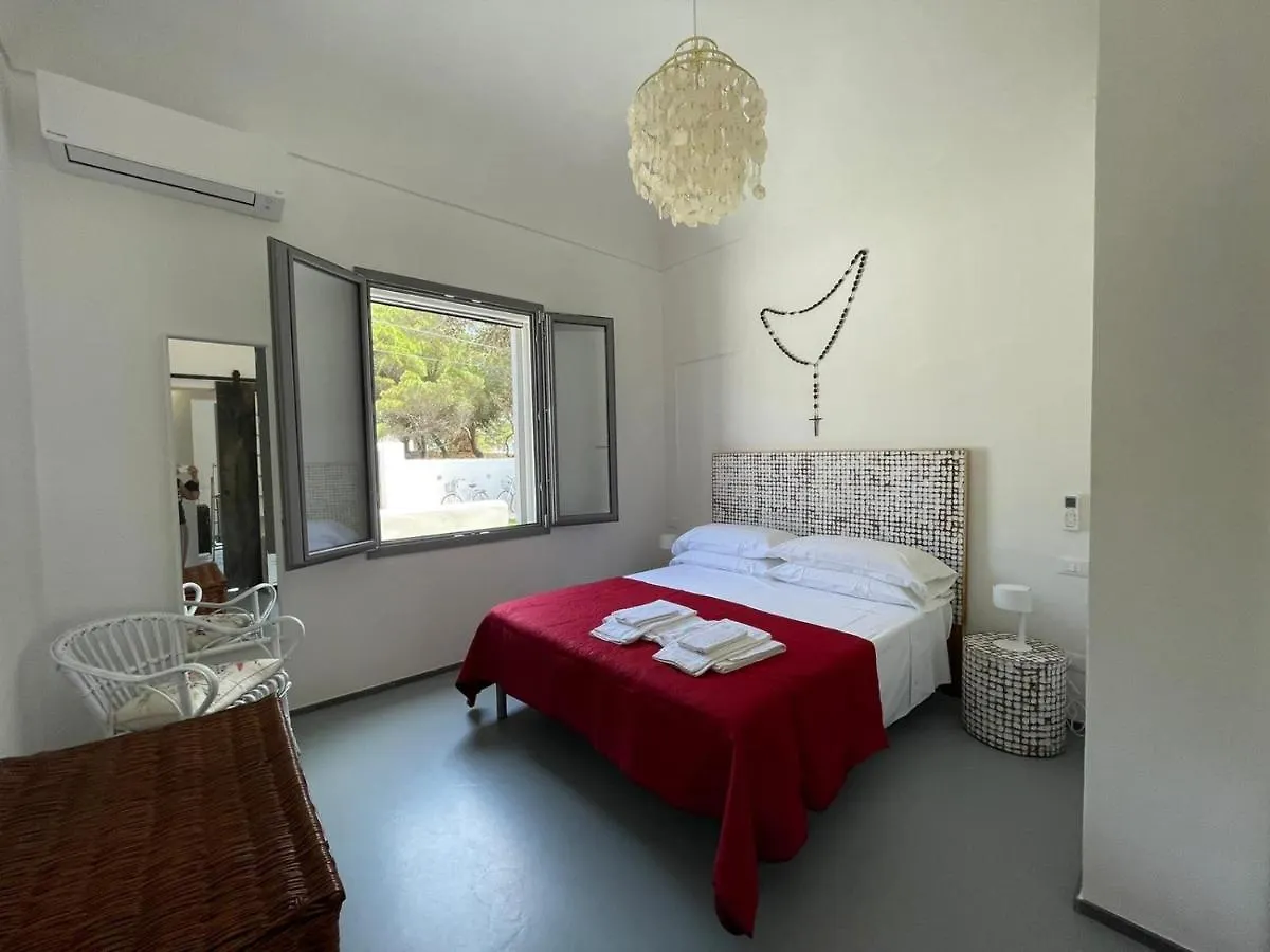 Le Casuzze Ammare Villa Favignana 0*,